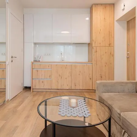 Apartamentai Maluno Vilose * بالانغا